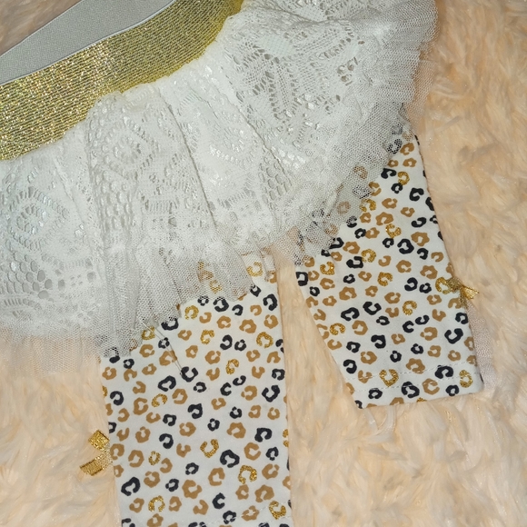 💲SALE 2 FOR $8💲(NWT) Cute Infant Matchin Set - Picture 10 of 10